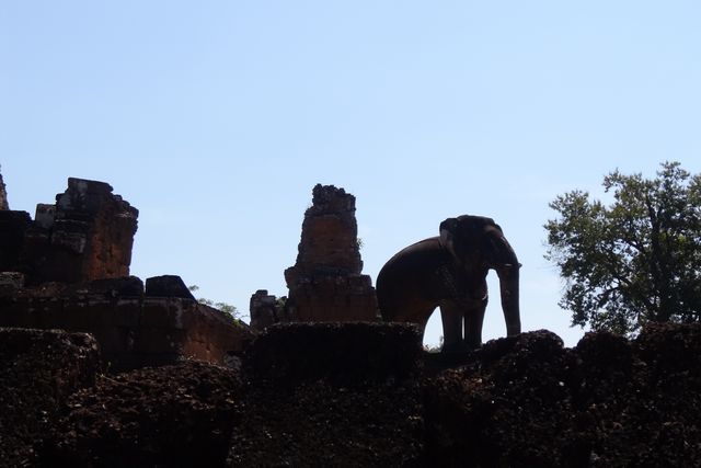 Statue éléphant à Angkor