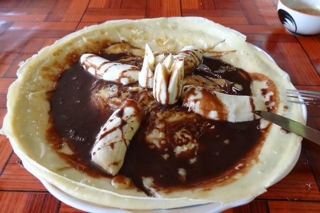 Crêpe à la banane pour le petit déjeuner