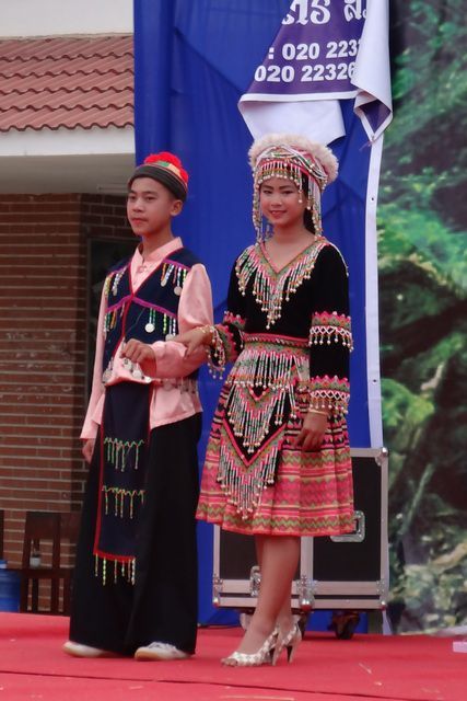 Costume tradionnel laotien