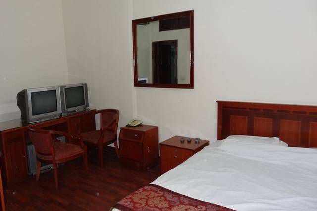 1 n'était pas un n° d'hotel valide!