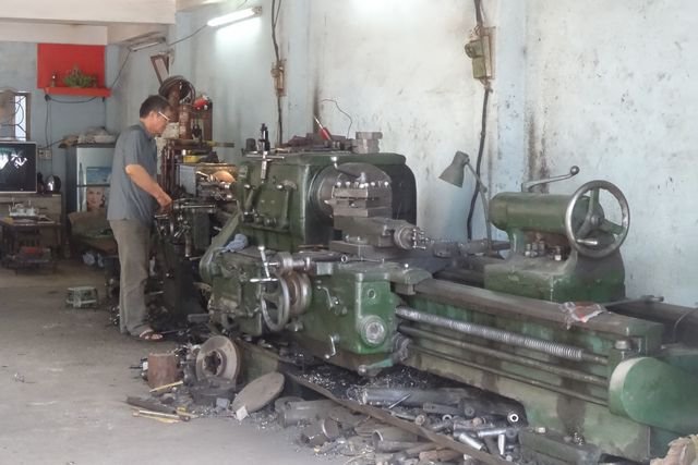 machine outil, tour en fonctionnement