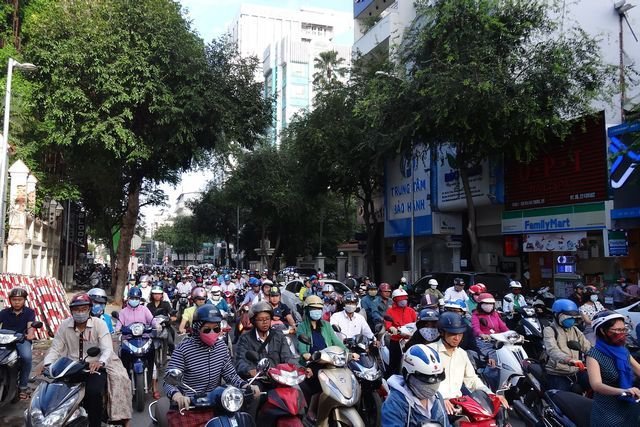 Embouteillage de scooters à Saïgon