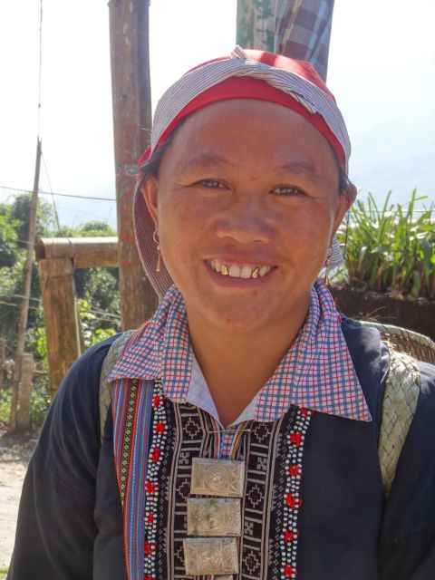 femme Dzao rouge, région Sapa