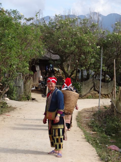 femme Dzao rouge, région Sapa